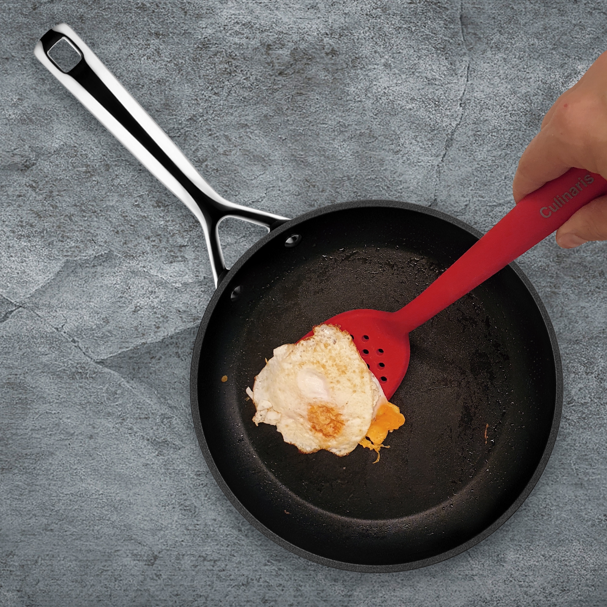 Perforated turner - silicone - red | Culinaris