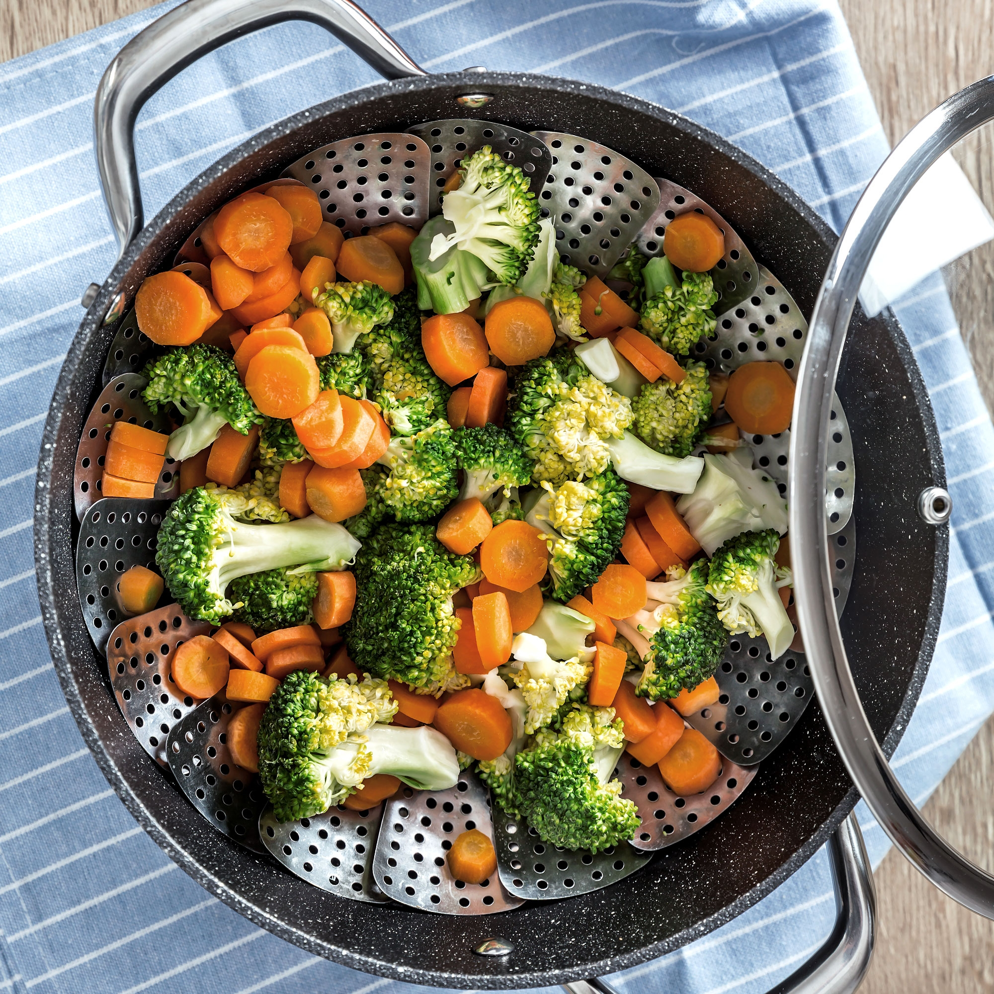 Steaming insert Ø 18 - 28 cm - VAPORIO | Culinaris - in 2 sizes