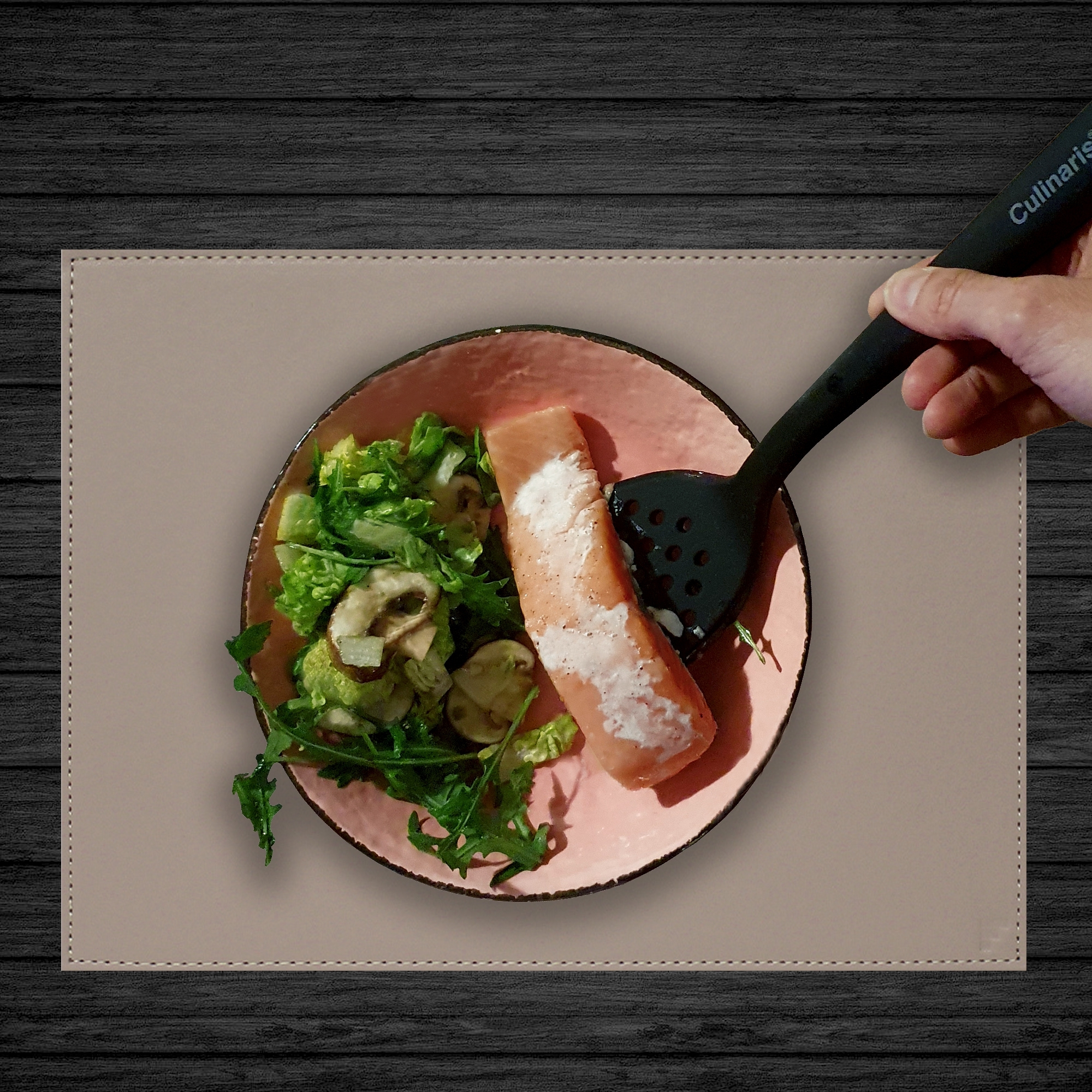 Perforated turner - silicone - black | Culinaris